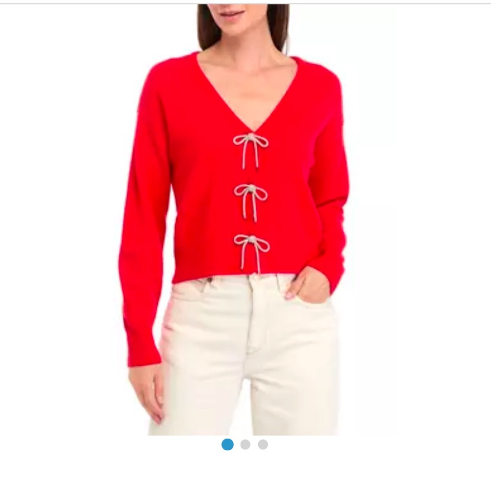 Belk Red V-Neck Sweater with bows